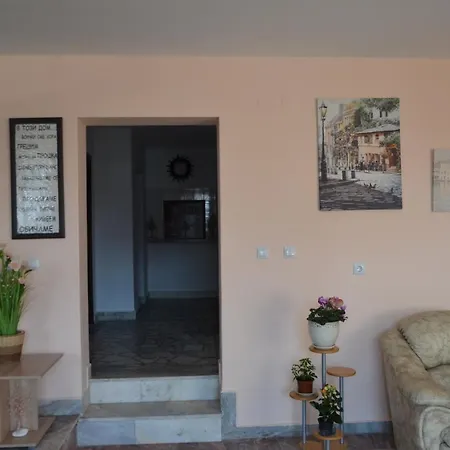 The White House! A Good Pleace For Rest! 3* Primorsko