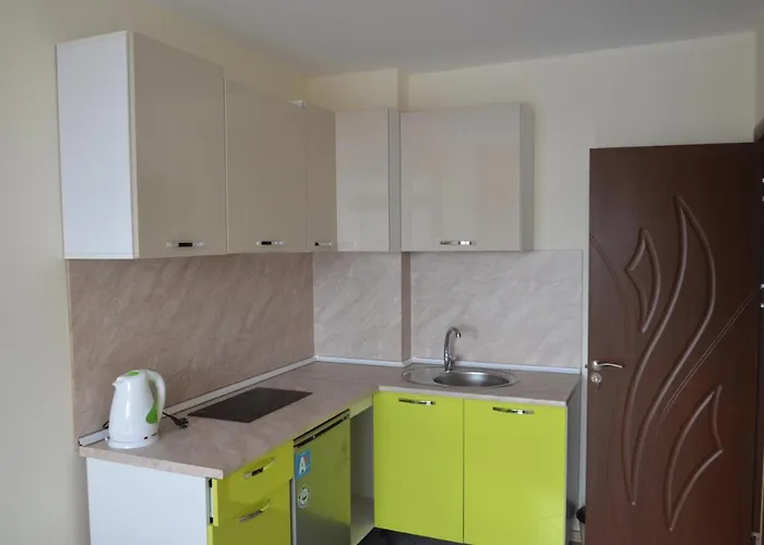 The White House! A Good Pleace For Rest! 招待所 3*